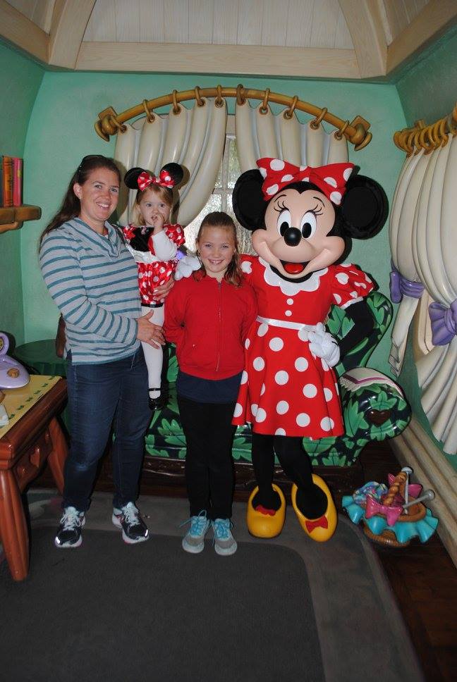Dimes for Disney These kids earned dimes for Disney and saved their allowance for months to go to Disneyland!